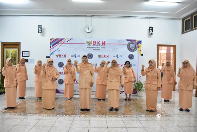 Dharma Wanita Persatuan BKN Selenggarakan Webinar Ketahanan Keluarga